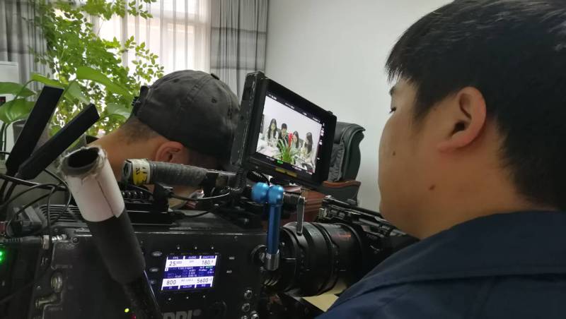用镜头讲好产品故事！策勒县产品视频拍摄公司让冰冷商品拥有温度与灵魂